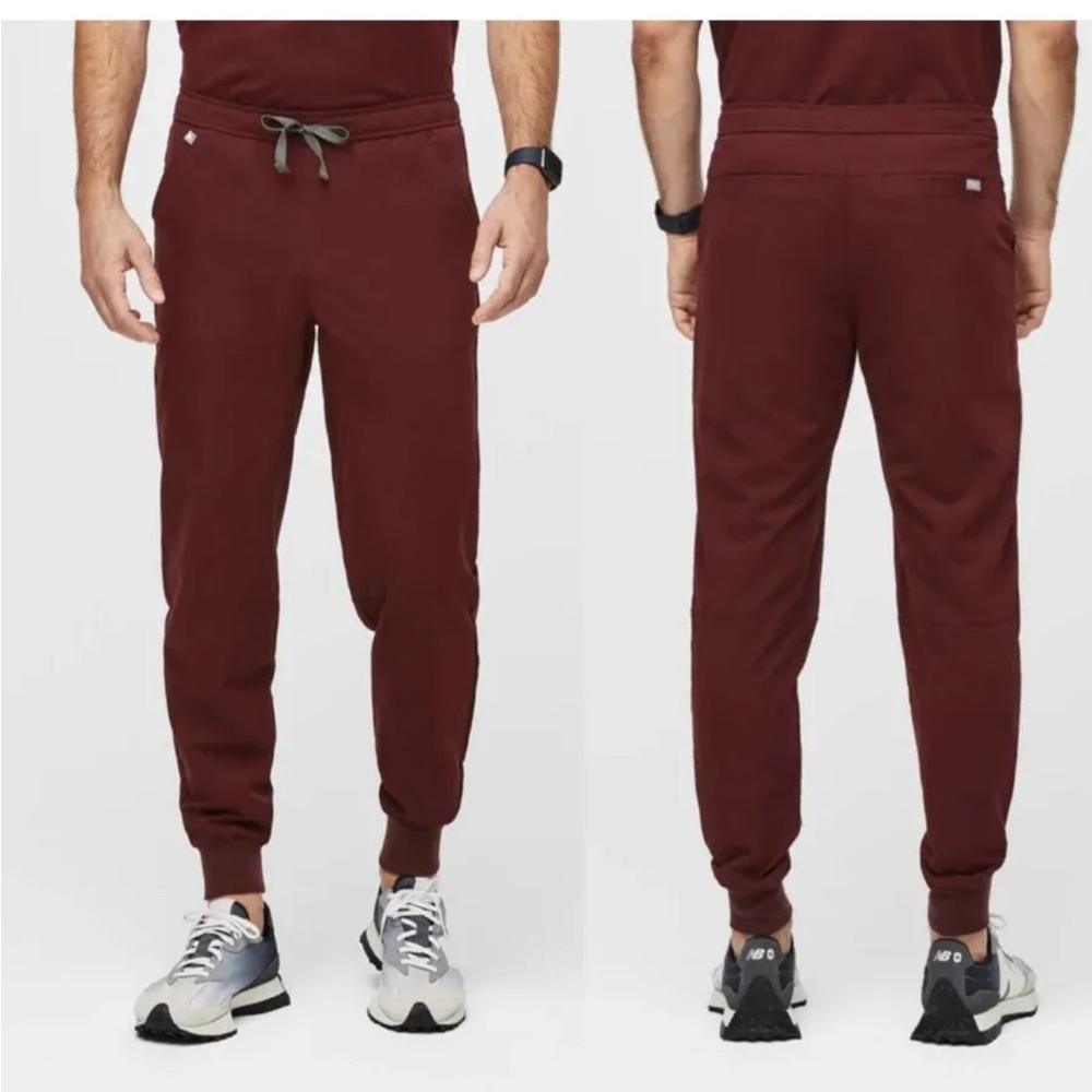 FIGS Men's S Tansen Jogger Scrub Pants Burgundy Technical Collection Medical